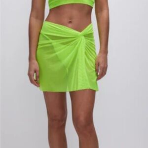 Good American Mesh Twist Green Sarong